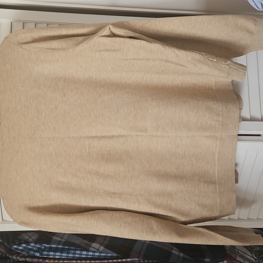 Twin Set! - Picture 5 of 6